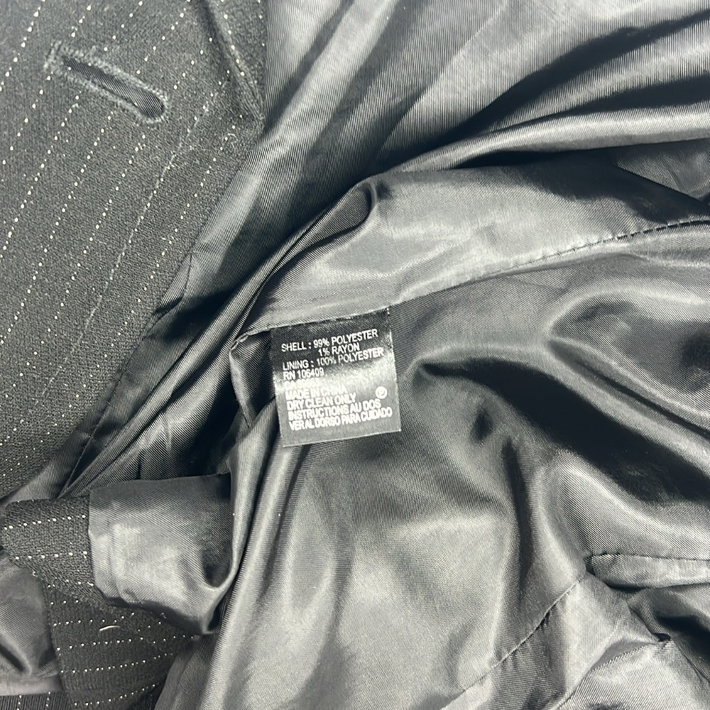 Tahari Arthur S. Levine Black Blue Pinstripe Blazer Suit Jacket Size 18 - Picture 8 of 8